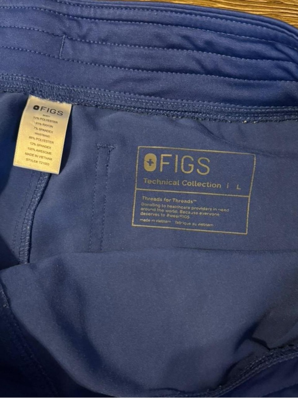 Figs Winning Blue Scrub Pants
Size L 
30 inch inseam - Picture 4 of 7